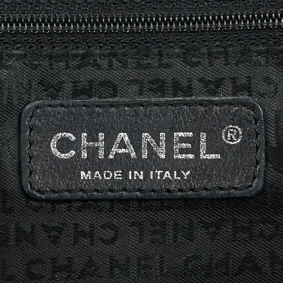 2.55 Executive Reissue Cerf Caviar Tote Bag