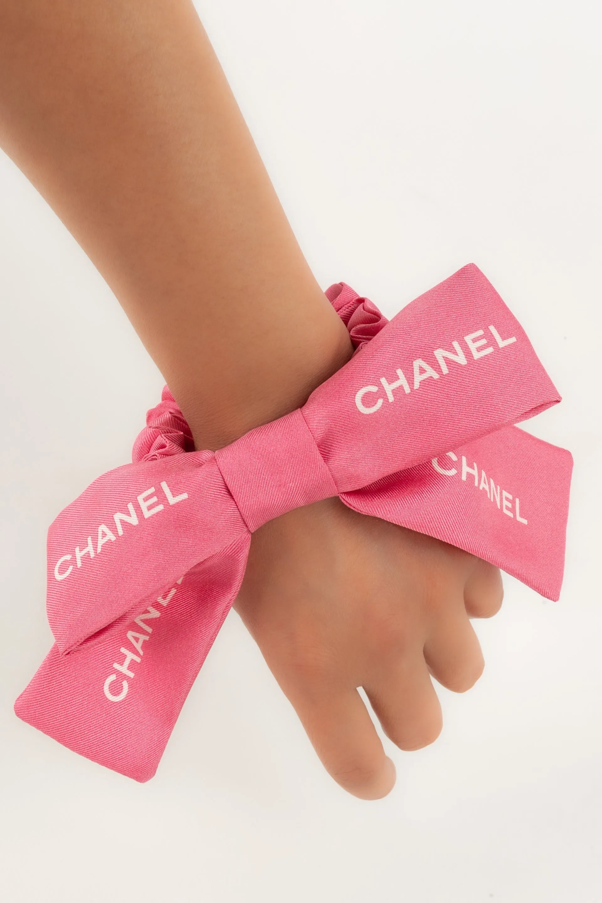 Accessoire de tte Chanel