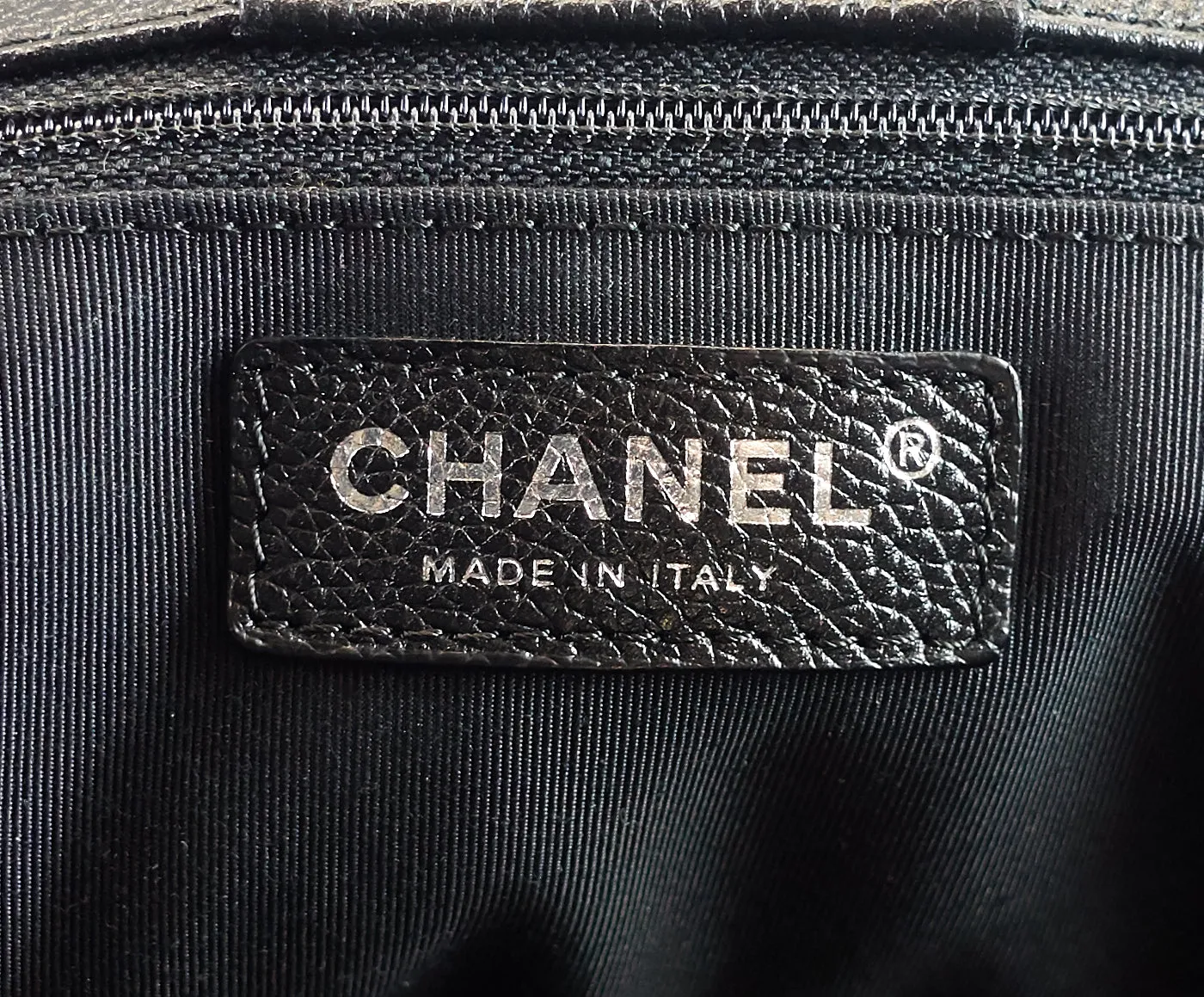 Cerf Executive XL Caviar Leather Tote Bag