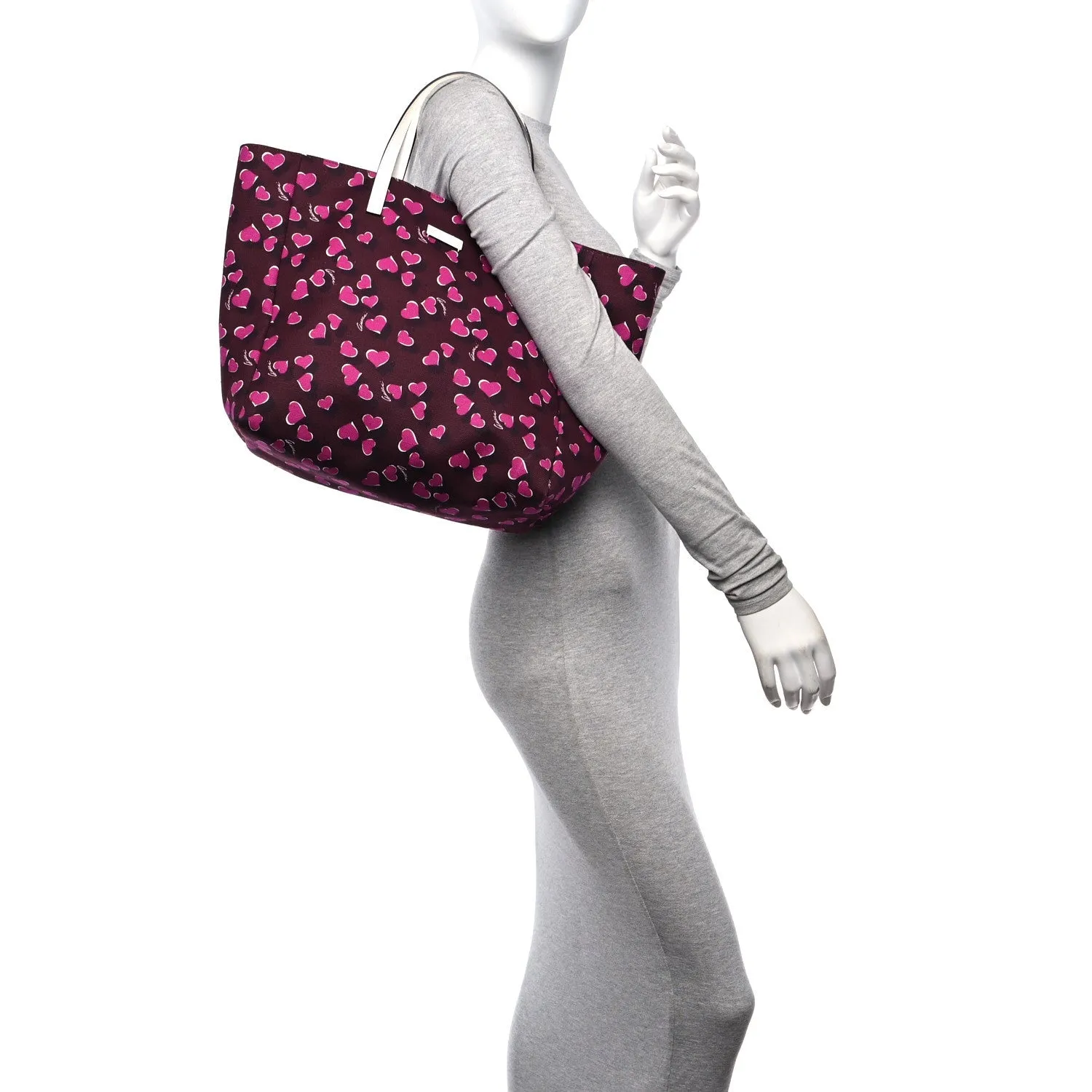 Gucci Canvas Heartbeat Print Medium Tote