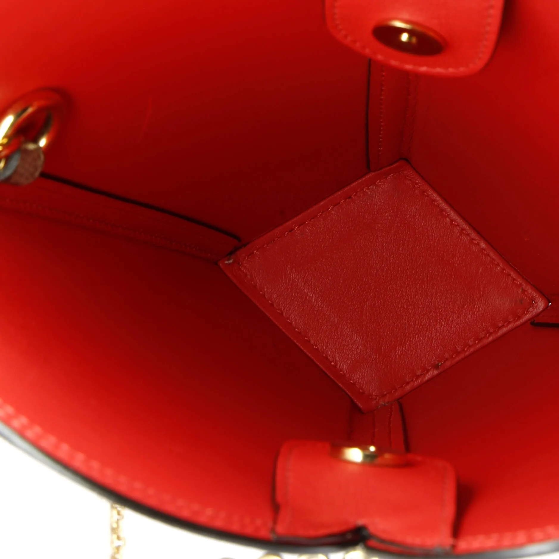 Gucci Valentine's Day Chain Heart Bag