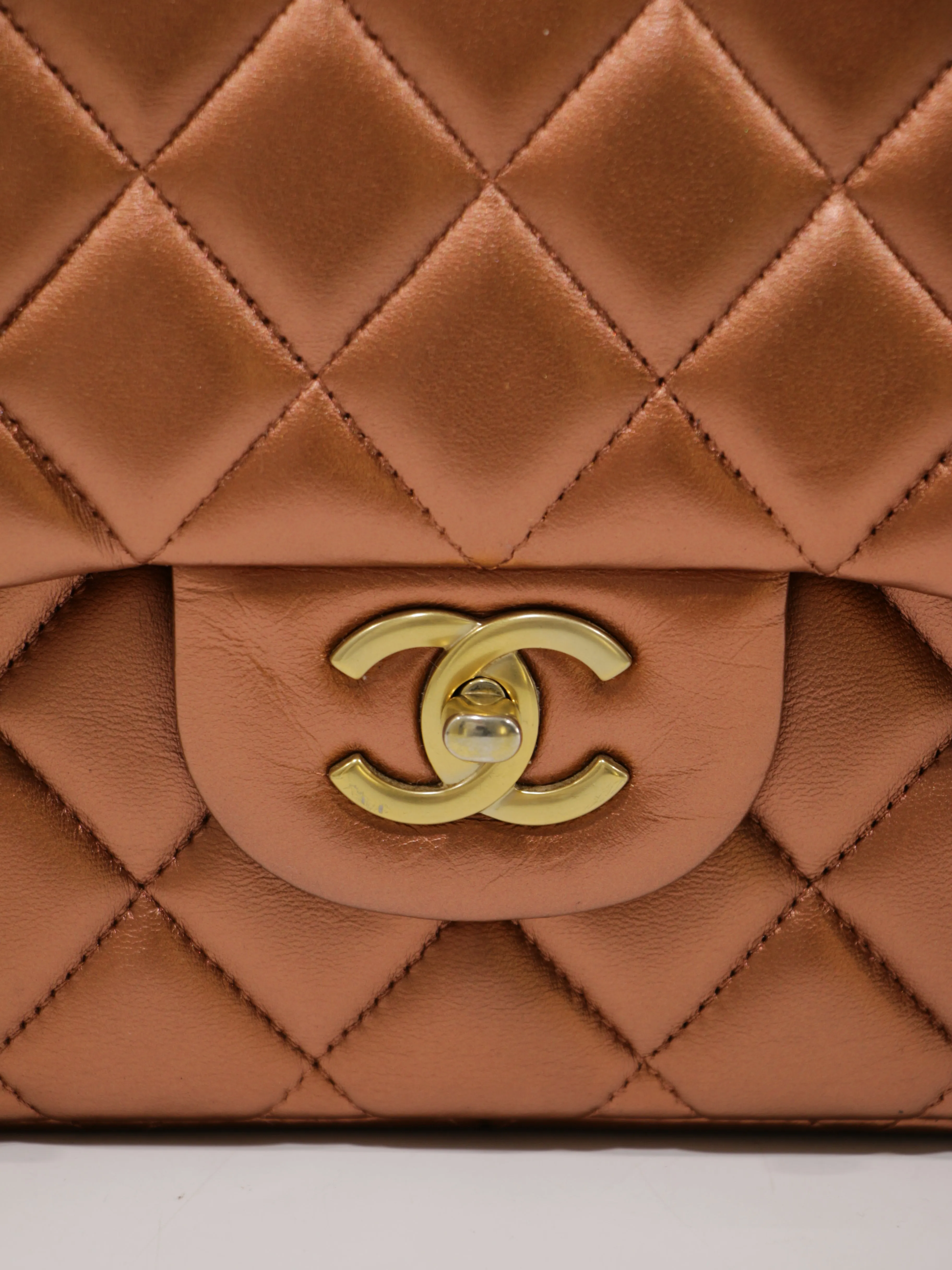 Jumbo Classic Flap