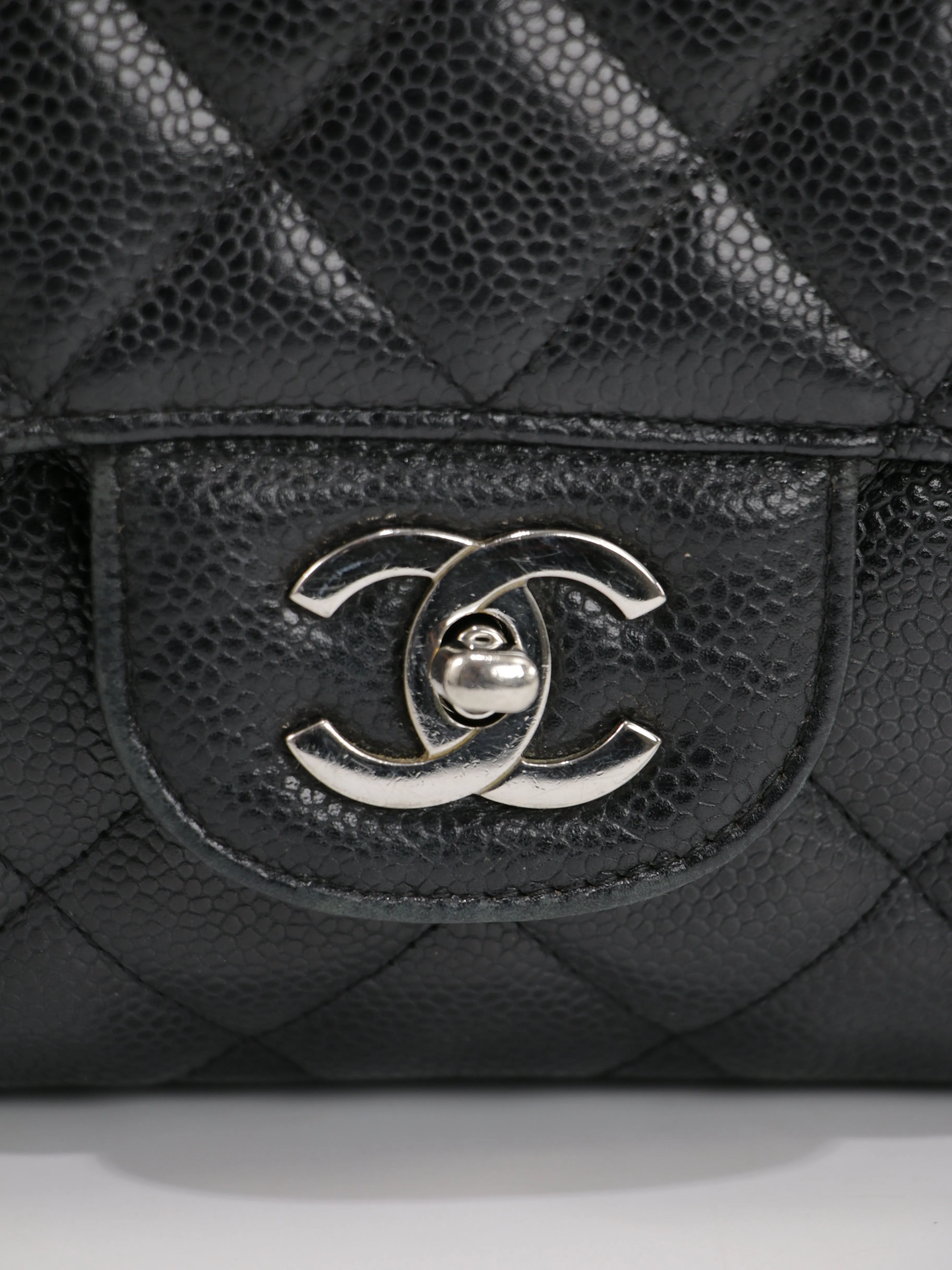 Jumbo Classic Flap