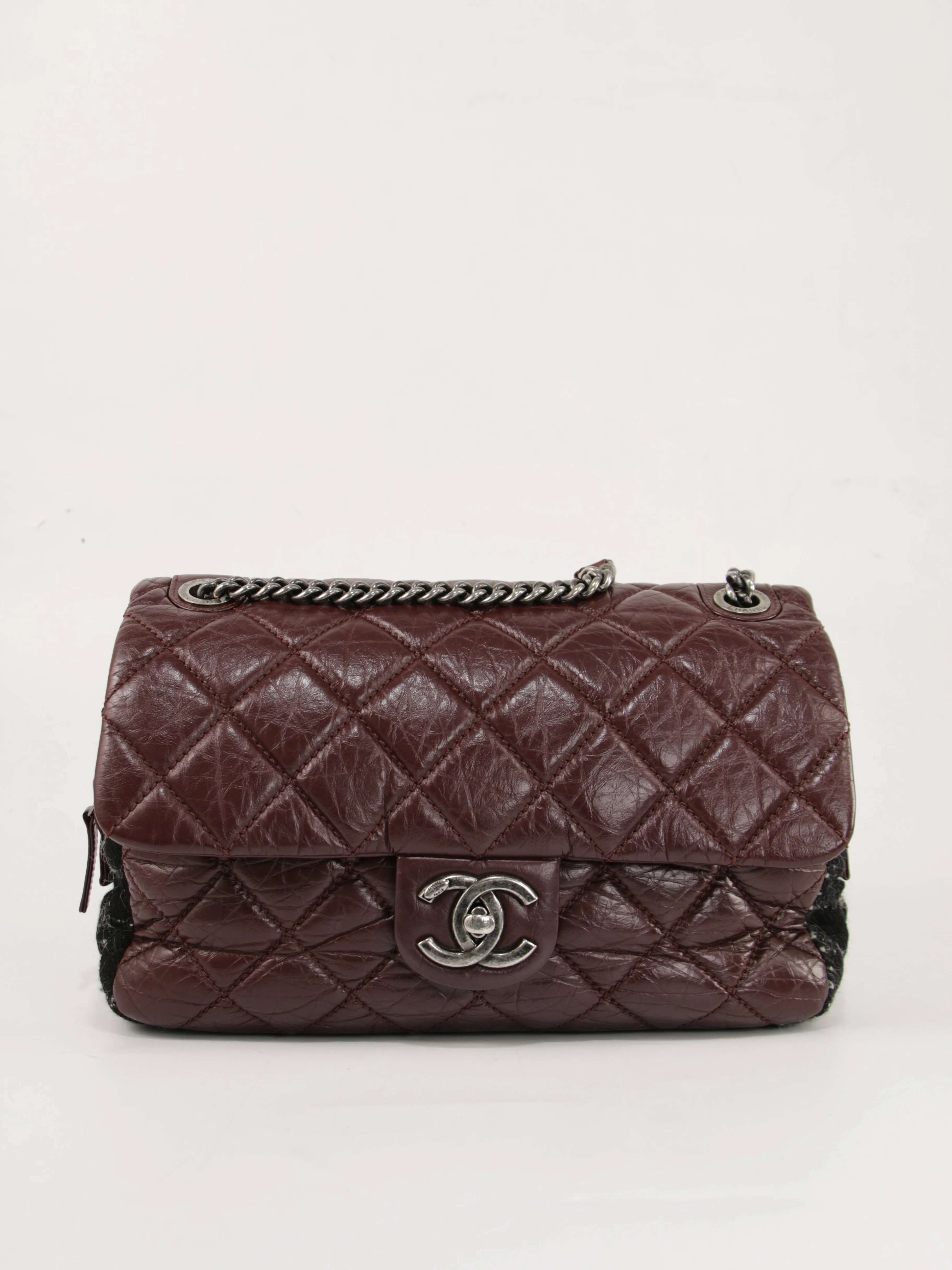 Jumbo Classic Flap