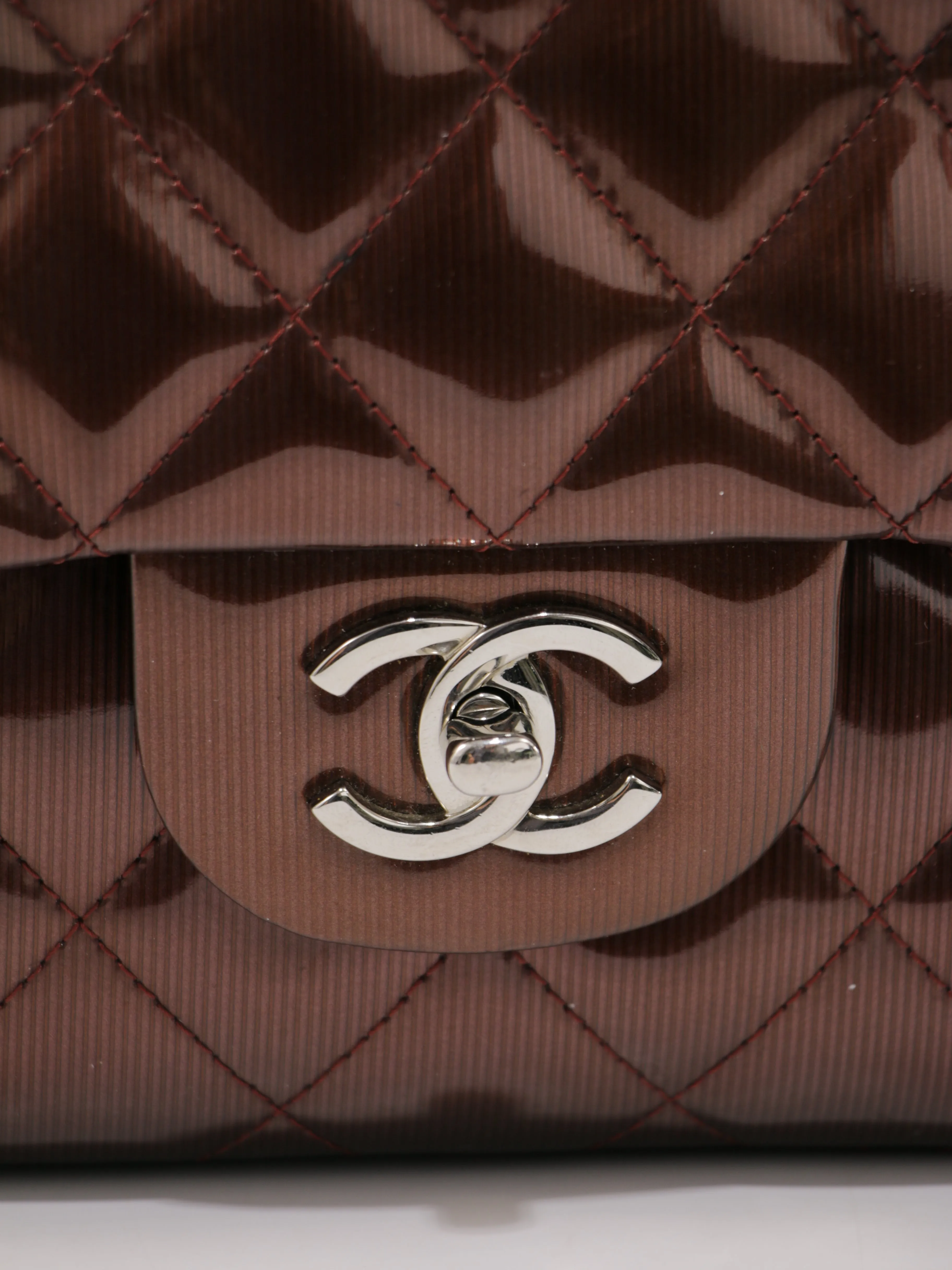 Jumbo Classic Flap