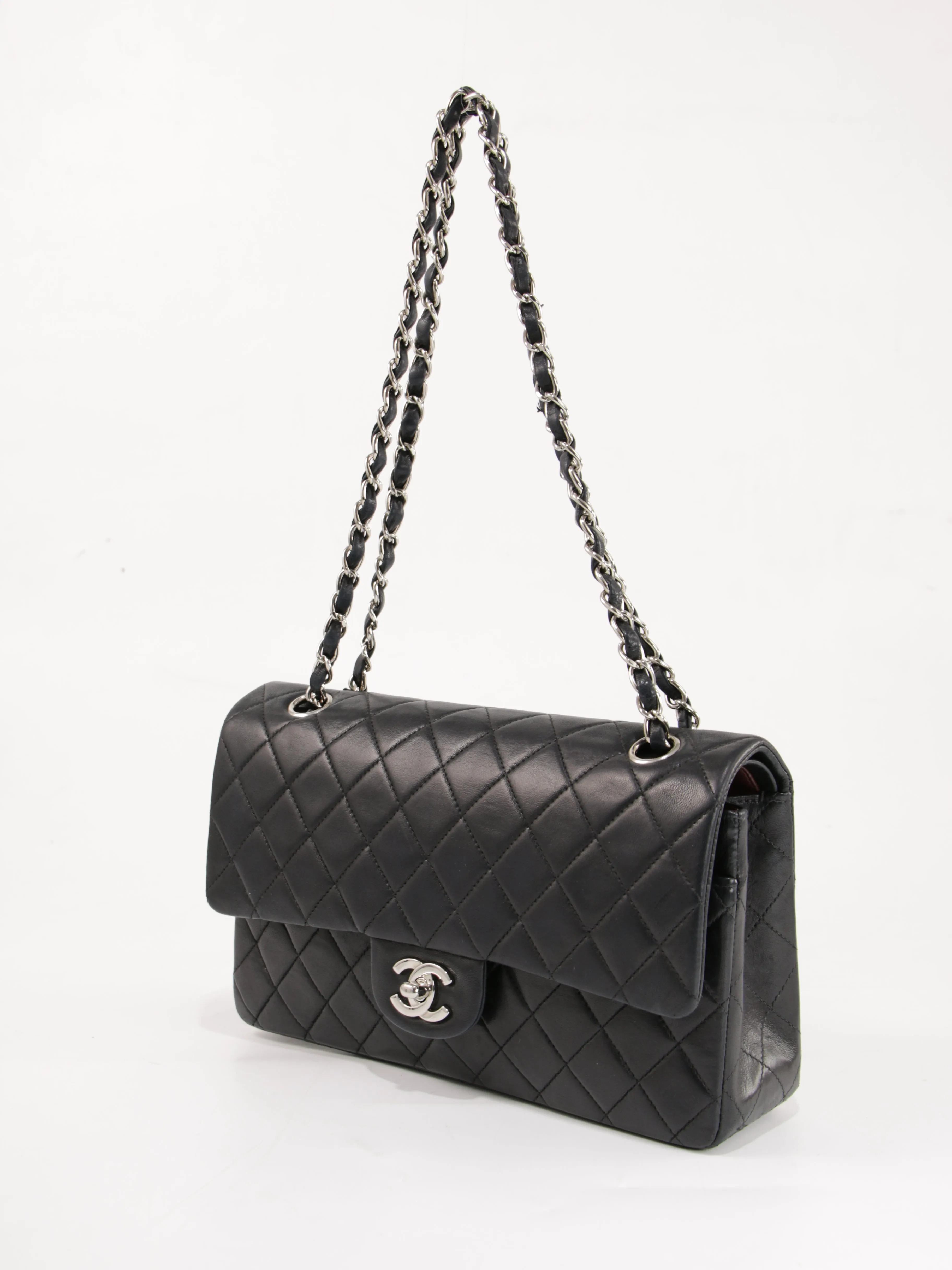 Medium Classic Flap