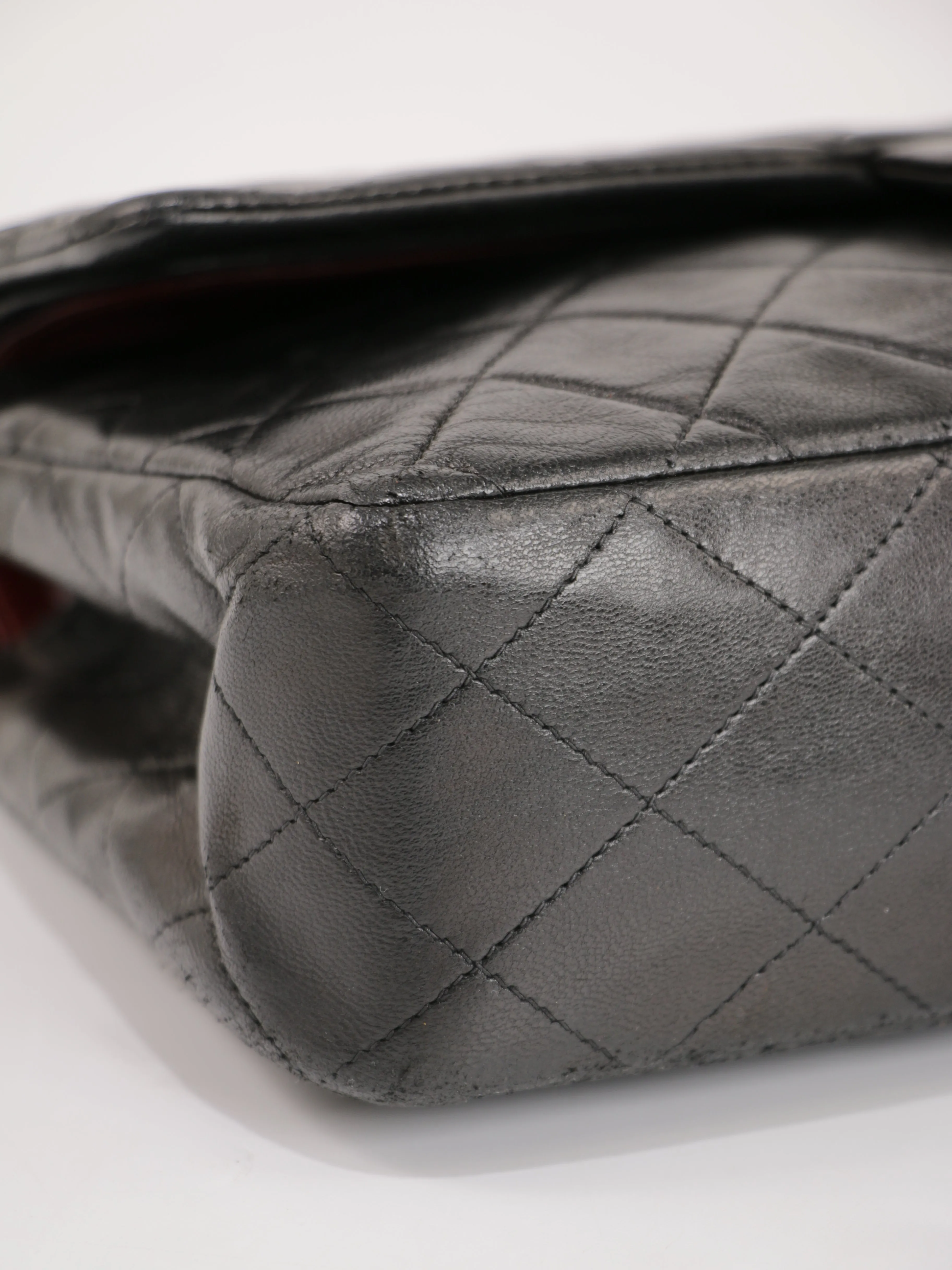 Medium Classic Flap