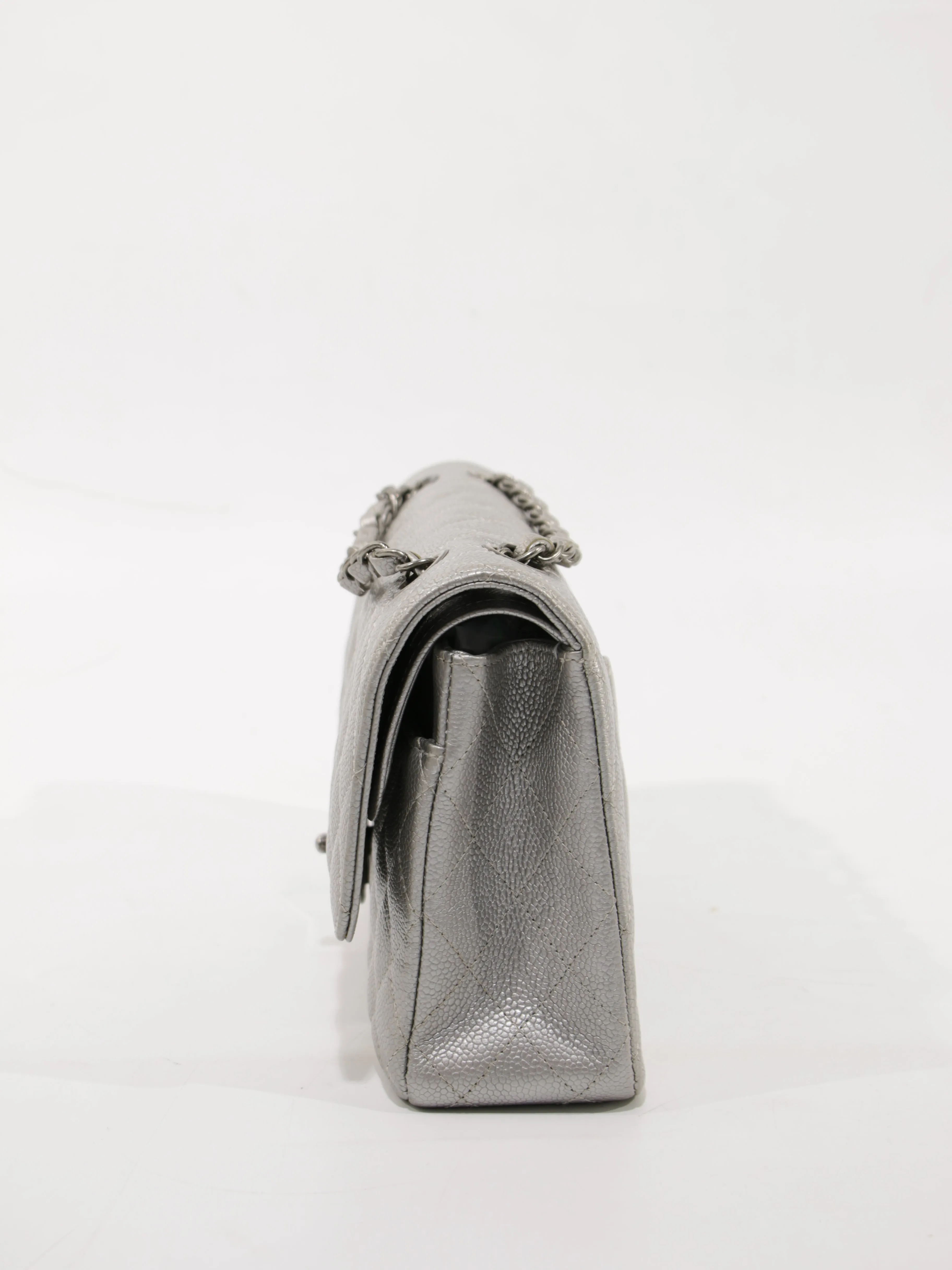 Medium Classic Flap