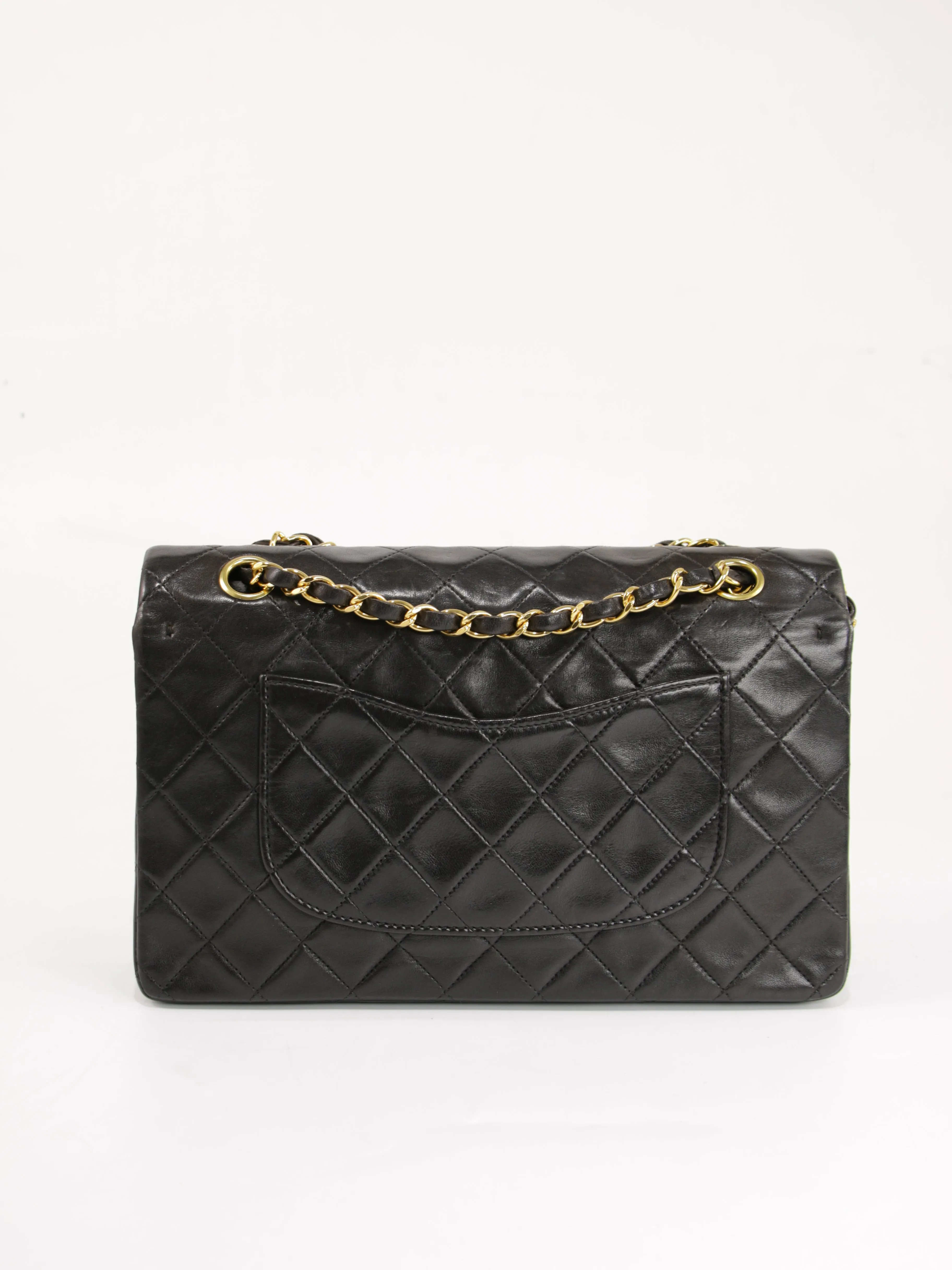 Medium Classic Flap