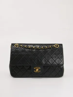 Medium Classic Flap