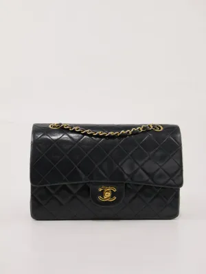 Medium Classic Flap