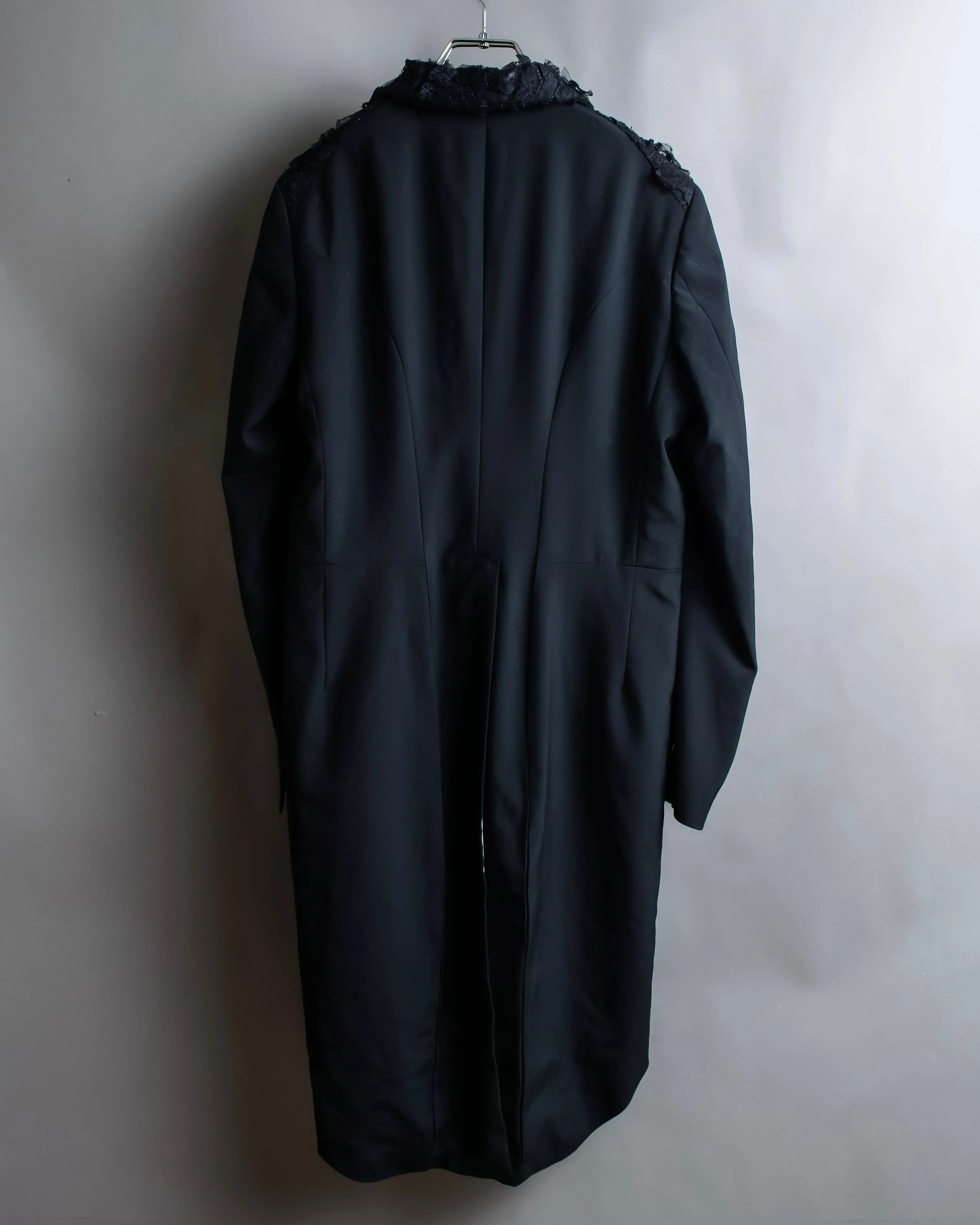 "COMME des GARCONS" 23SS Tiered lace detail evening tailcoat