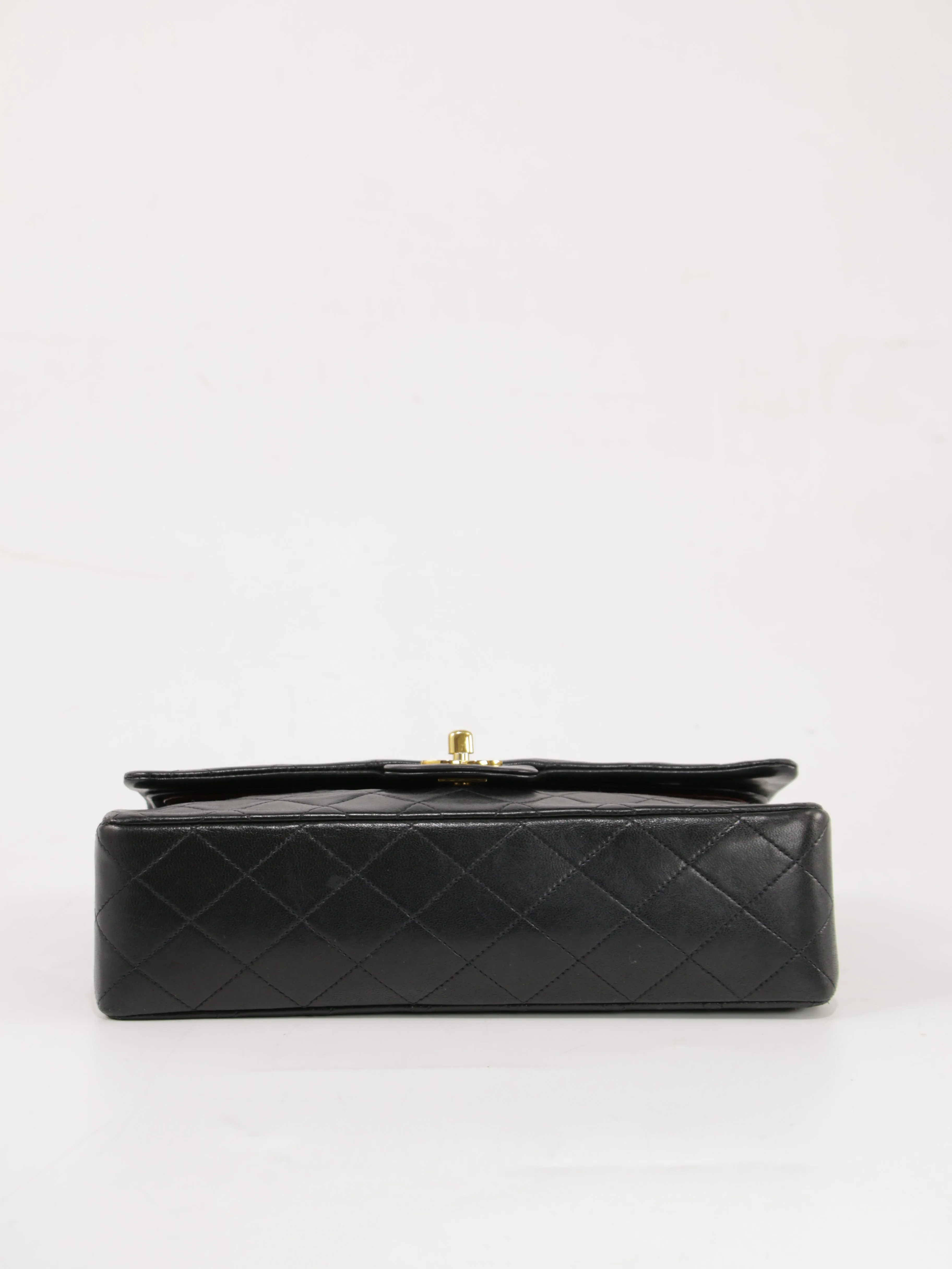 Small Classic Flap