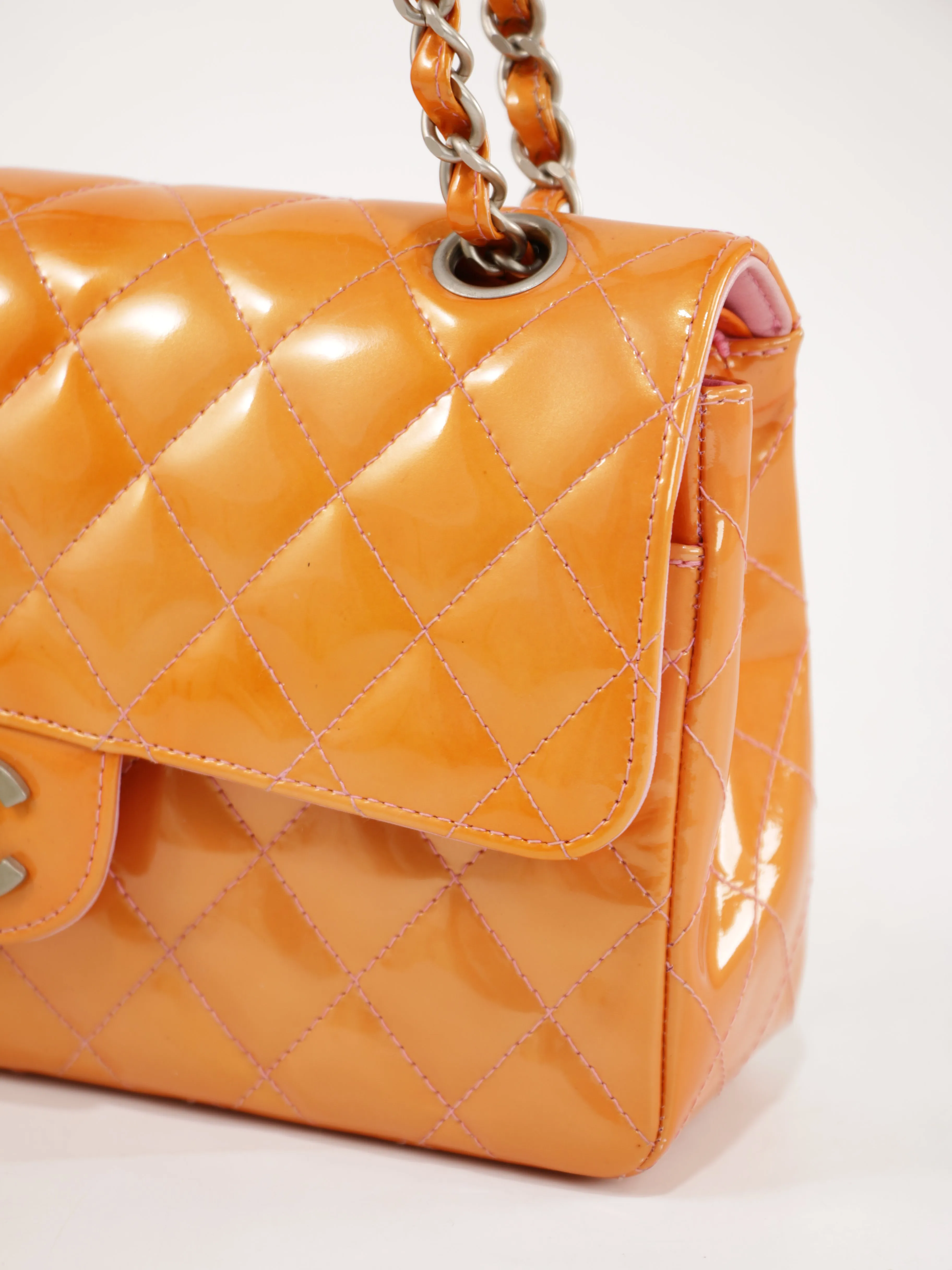 Small Classic Flap