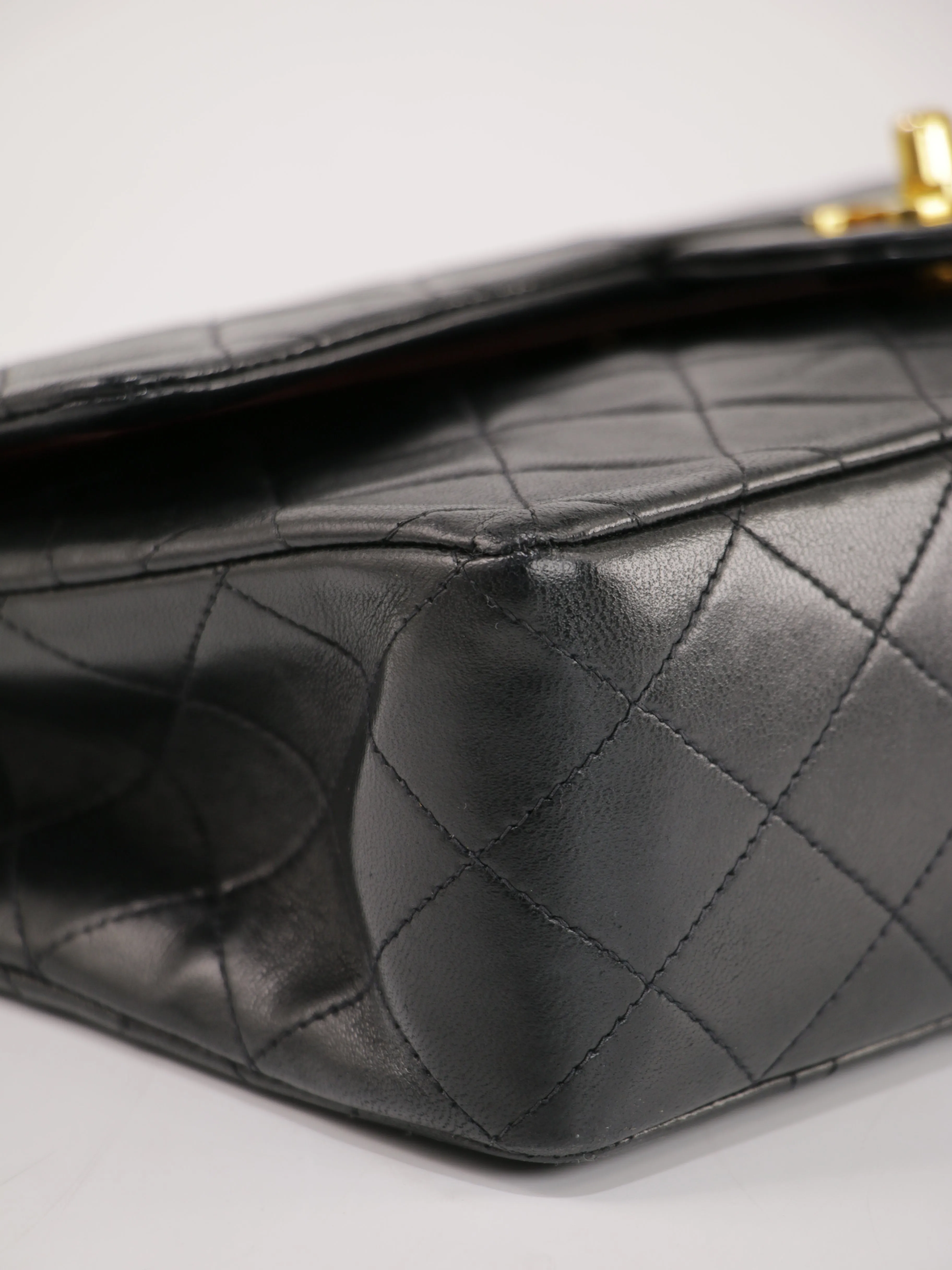 Small Classic Flap
